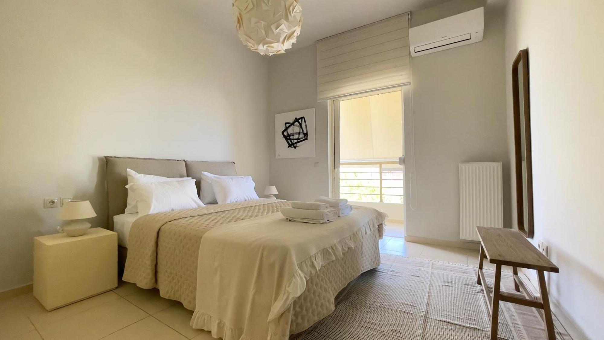 Nh Urban Living In Nea Alikarnassos Apartment Heraklion  Bagian luar foto