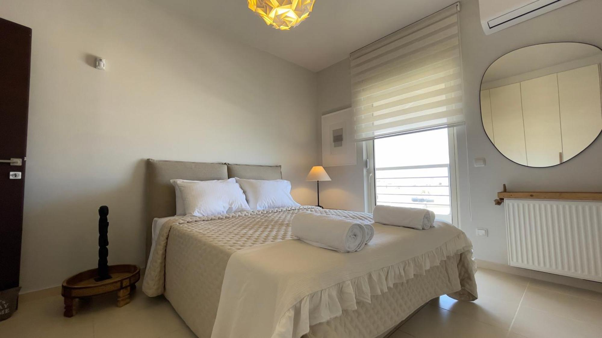 Nh Urban Living In Nea Alikarnassos Apartment Heraklion  Bagian luar foto